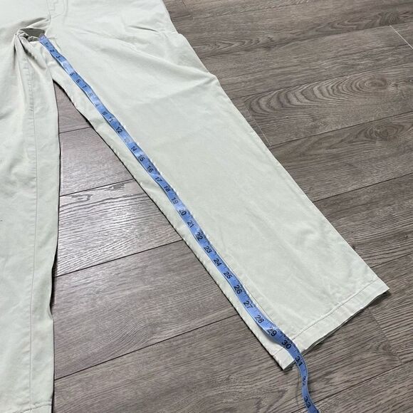 Brax Feel Good Mens Size 33x32 Chino Khakis Beige Dress Pants 31" Inseam - Picture 8 of 8